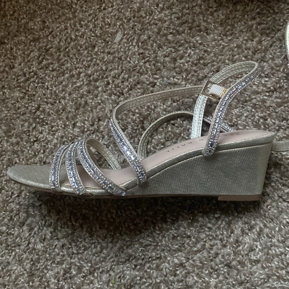 Never worn wedges - Picture 2 of 4